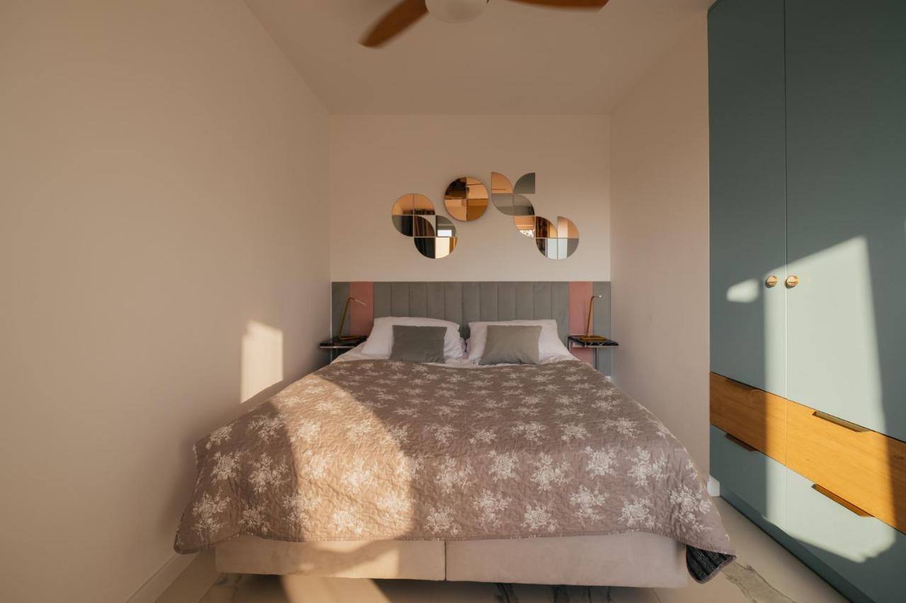 Bluemint Debina Apartamenty Przy Plazy Екстериор снимка