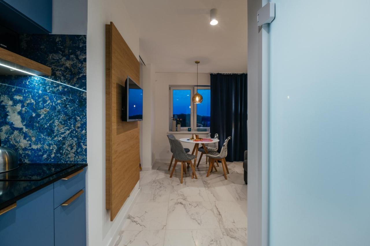 Bluemint Debina Apartamenty Przy Plazy Екстериор снимка